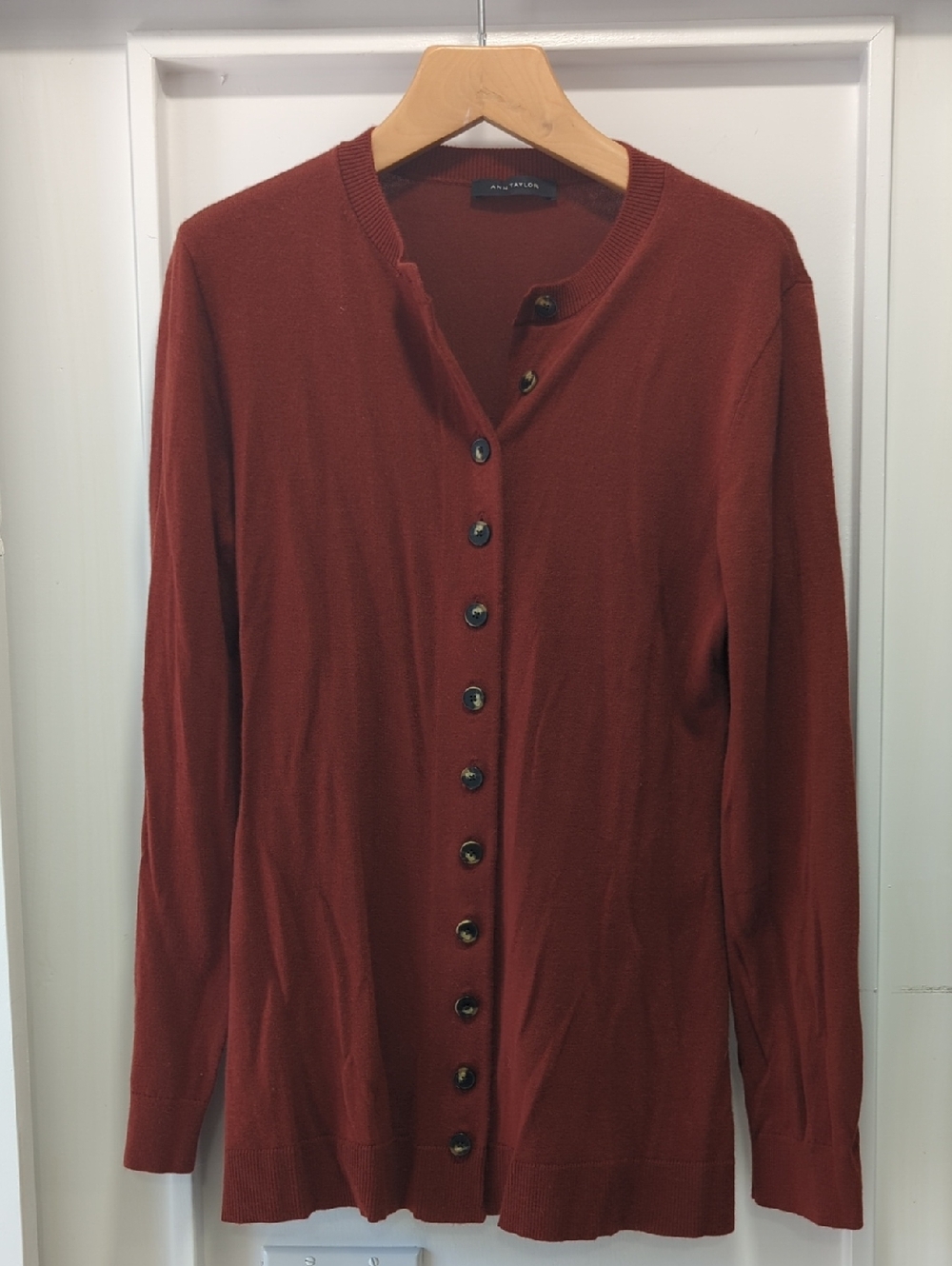 Ann Taylor Brick Red Button-Up Lightweight Cardigan Size Medium